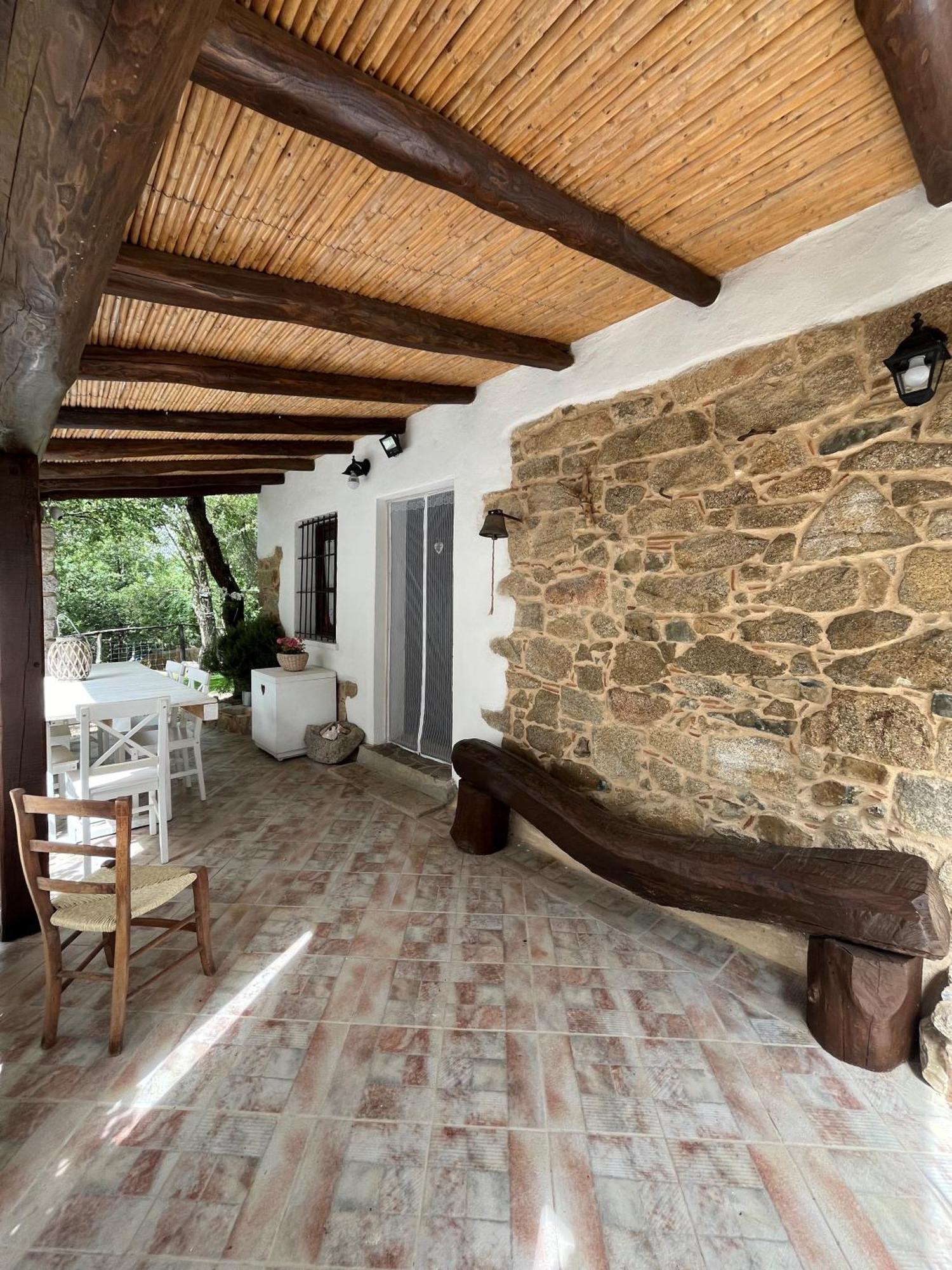Ovostolai Cottage Фонни Экстерьер фото